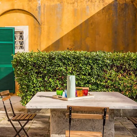 Apartament Il Giardino Segreto, Terre Marine